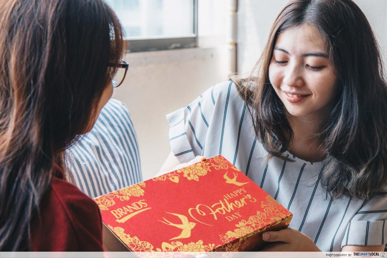 BRAND'S Mother's Gift Set comes with Bird's Nest