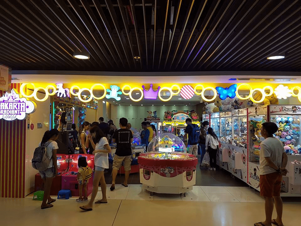 10 Arcades In Singapore With Your Fave Games Like Daytona & Space ...