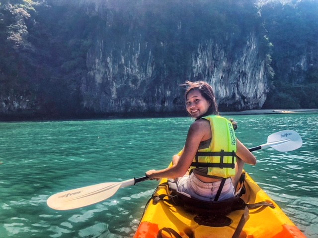 kayaking in the ocean krabi