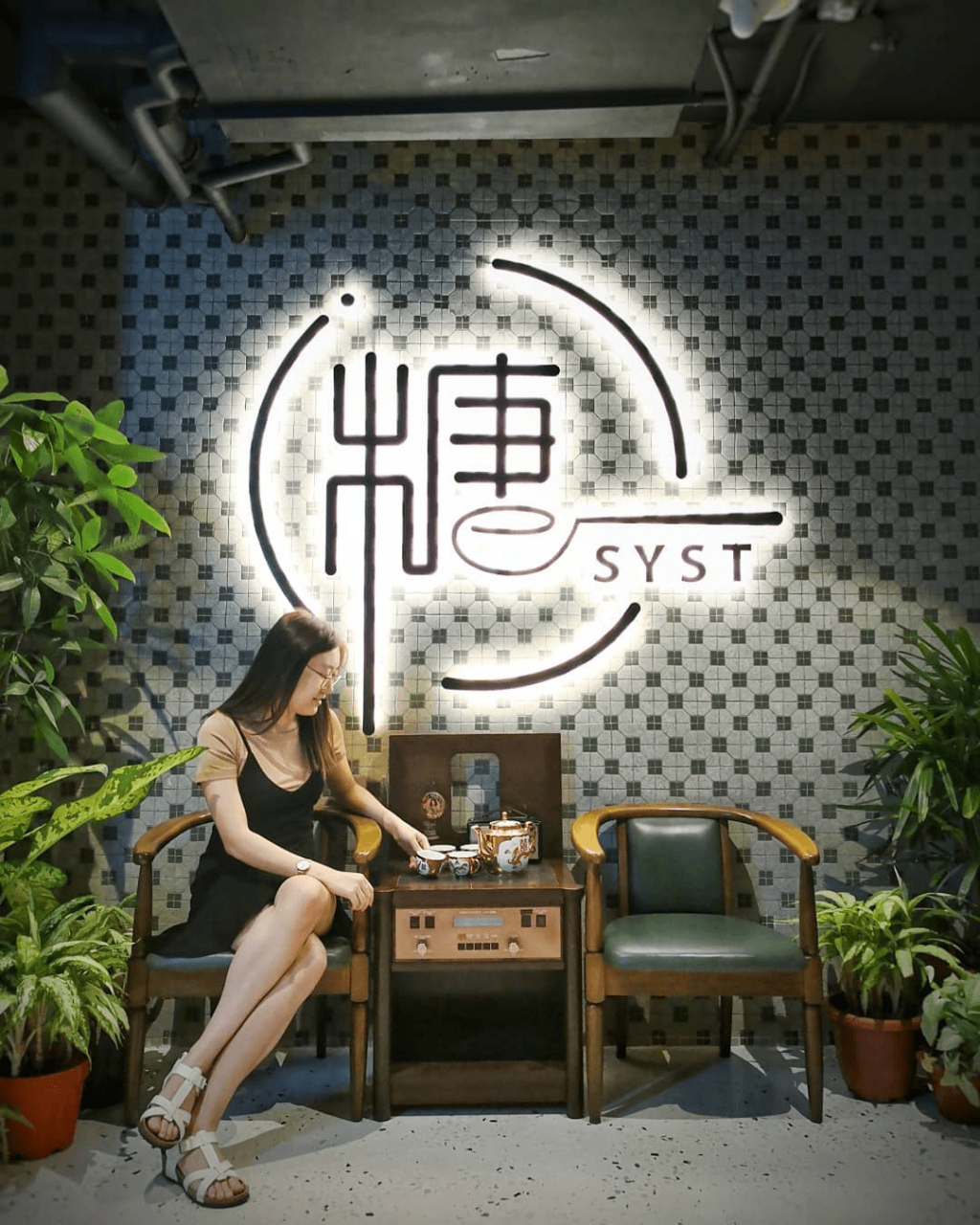 SYST - furniture photo spot