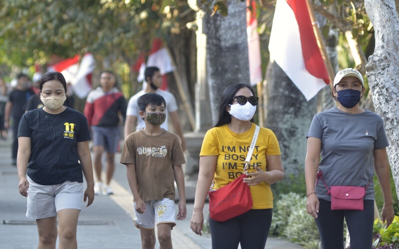 Bali Jakarta COVID-19 - people wearing masks