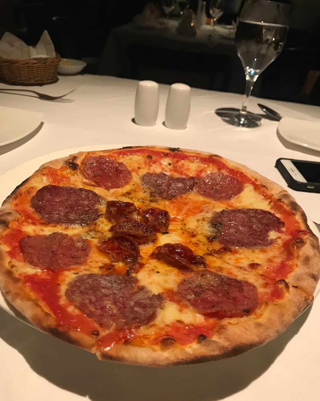 4 salami pizza toscana