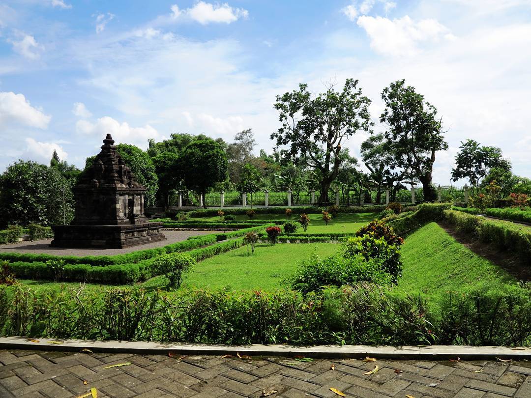 Yogyakarta temples - Gebang Temple 2