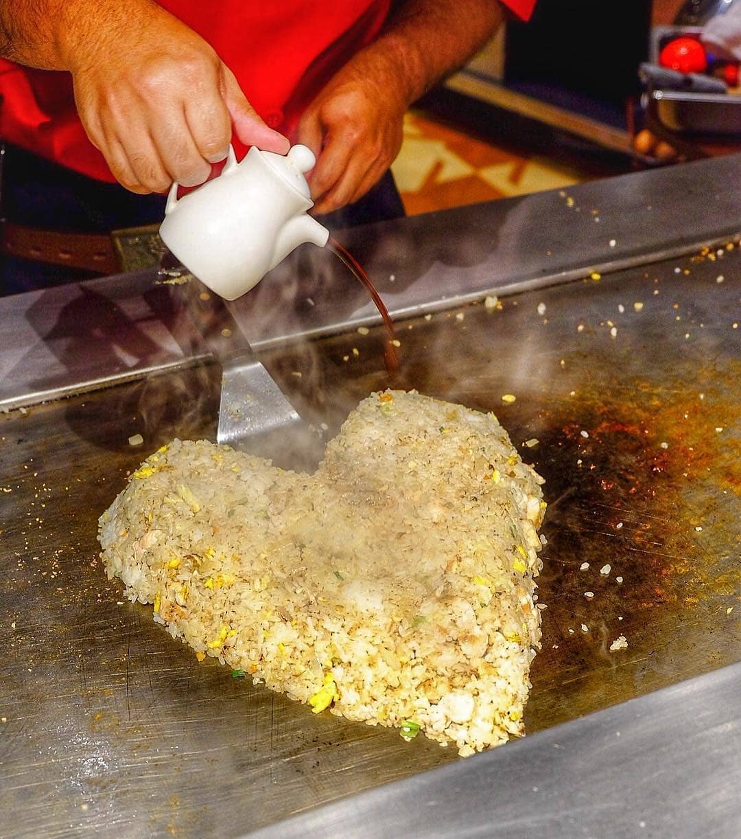 Steakhouses in Jakarta - benihana heart shaped fried rice