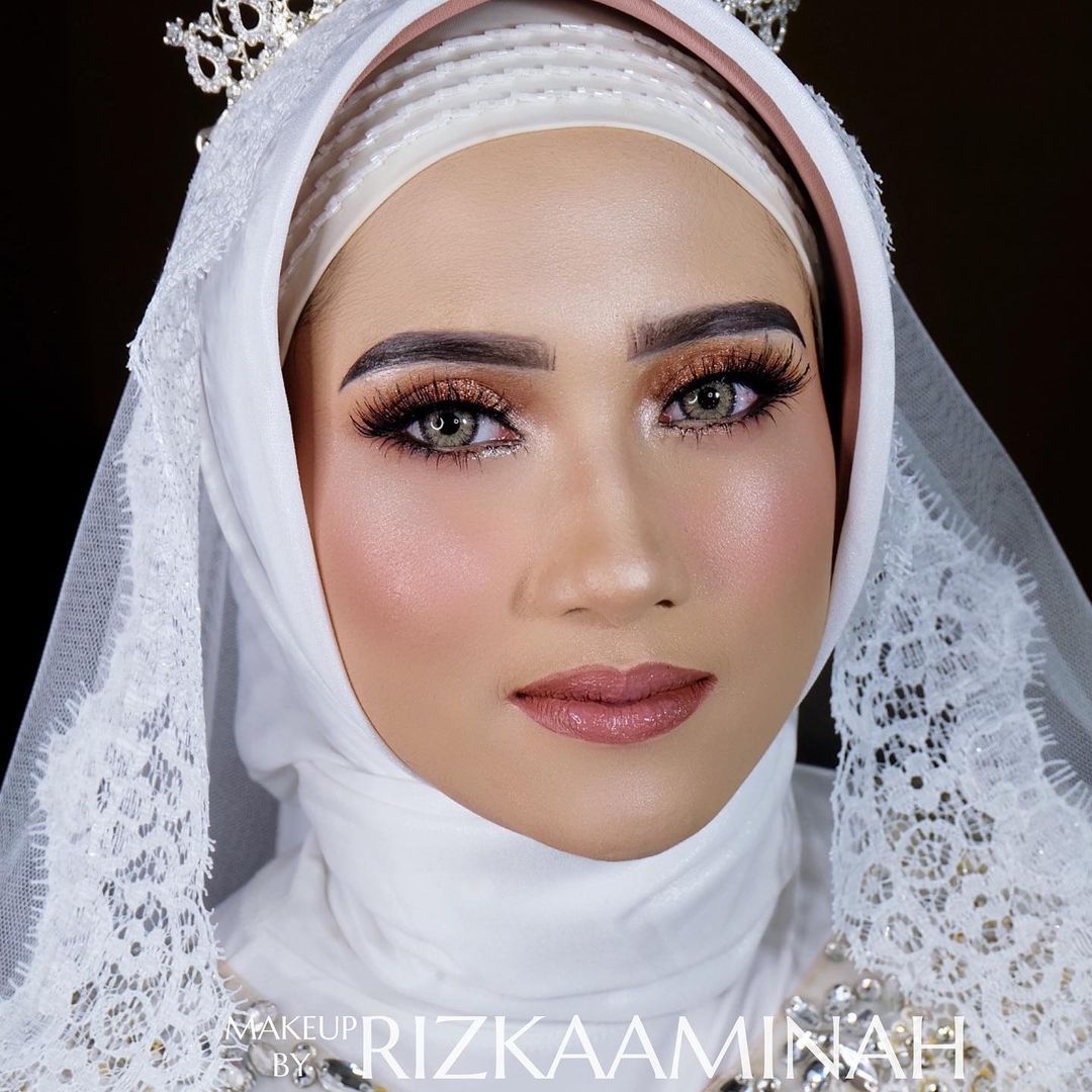 Wedding Makeup — Makeup by Mirna: Professional wedding makeup