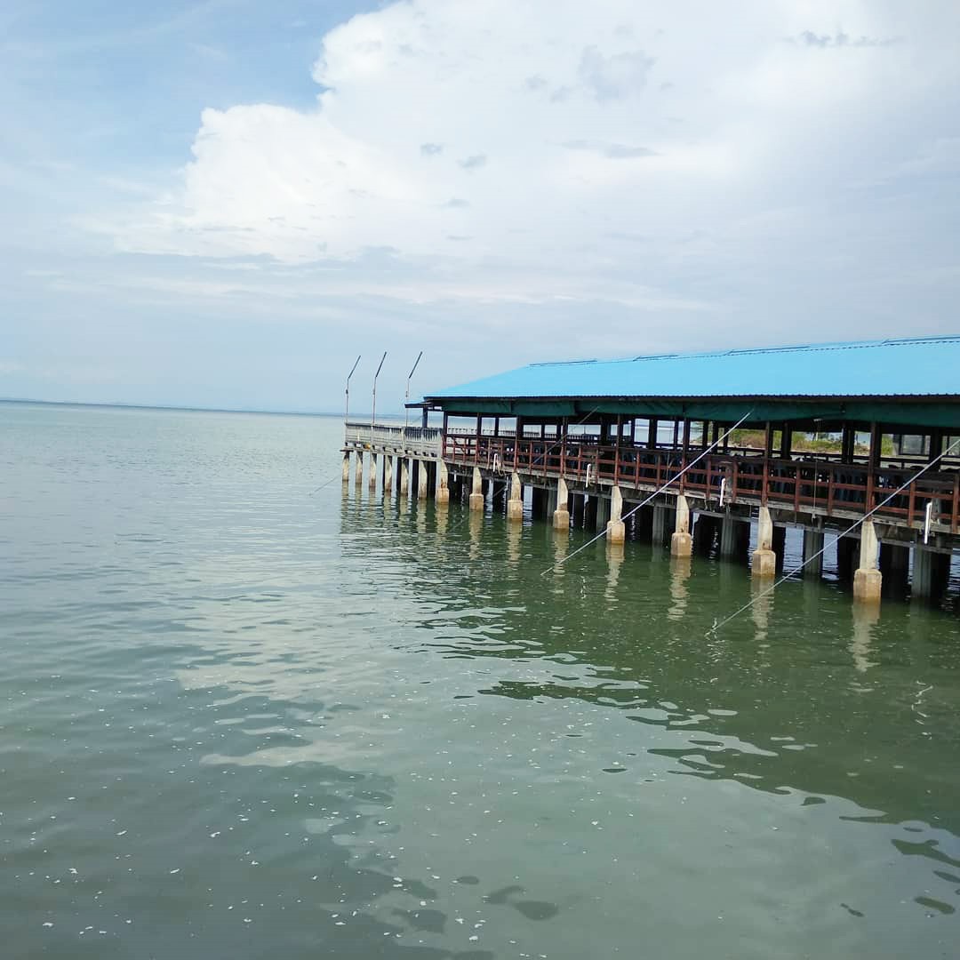 rezeki seafood batam view
