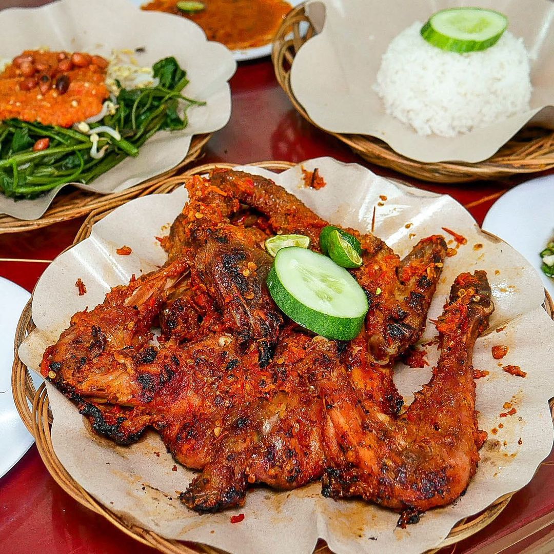 spicy indonesian food - ayam taliwang