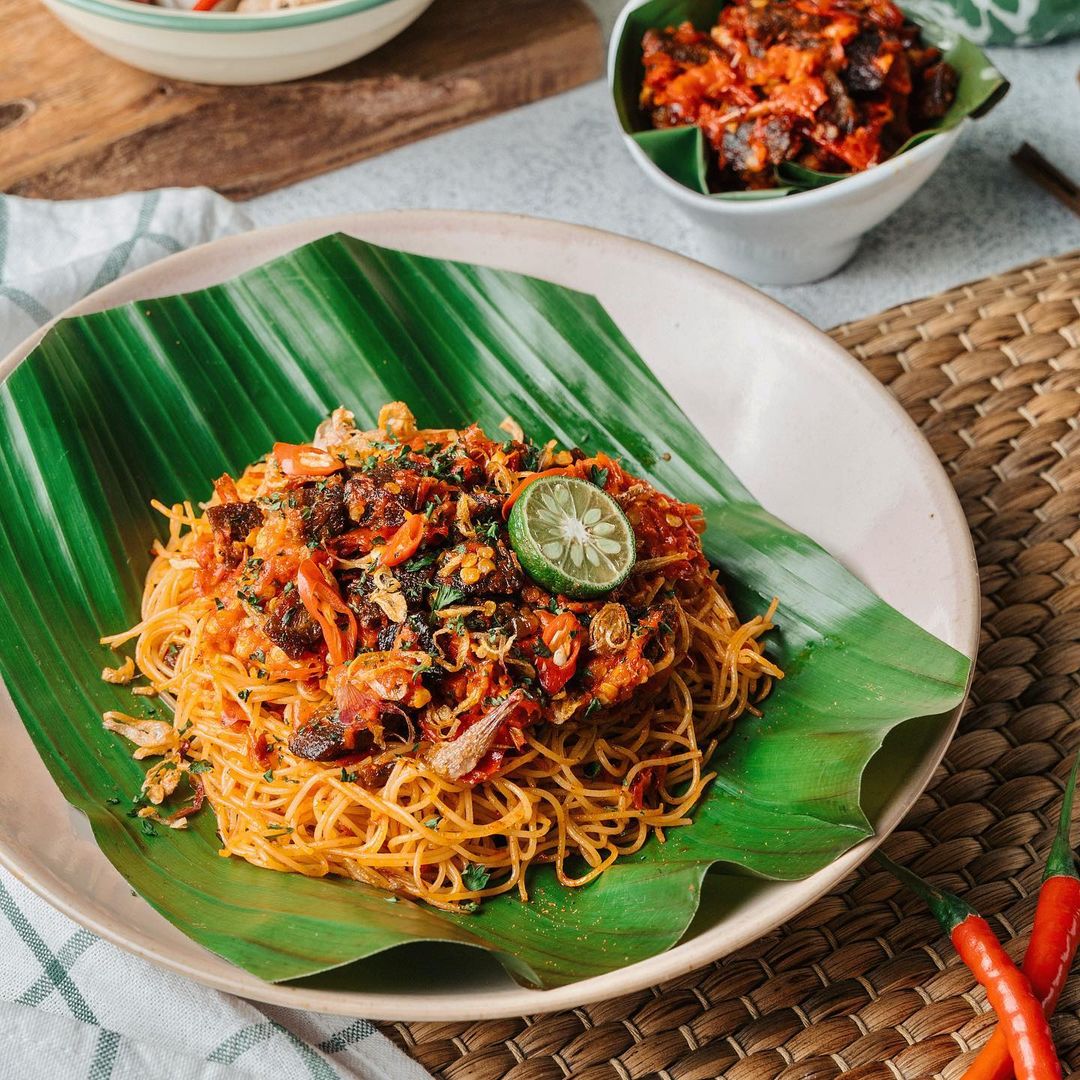 spicy indonesian food -dendeng balado