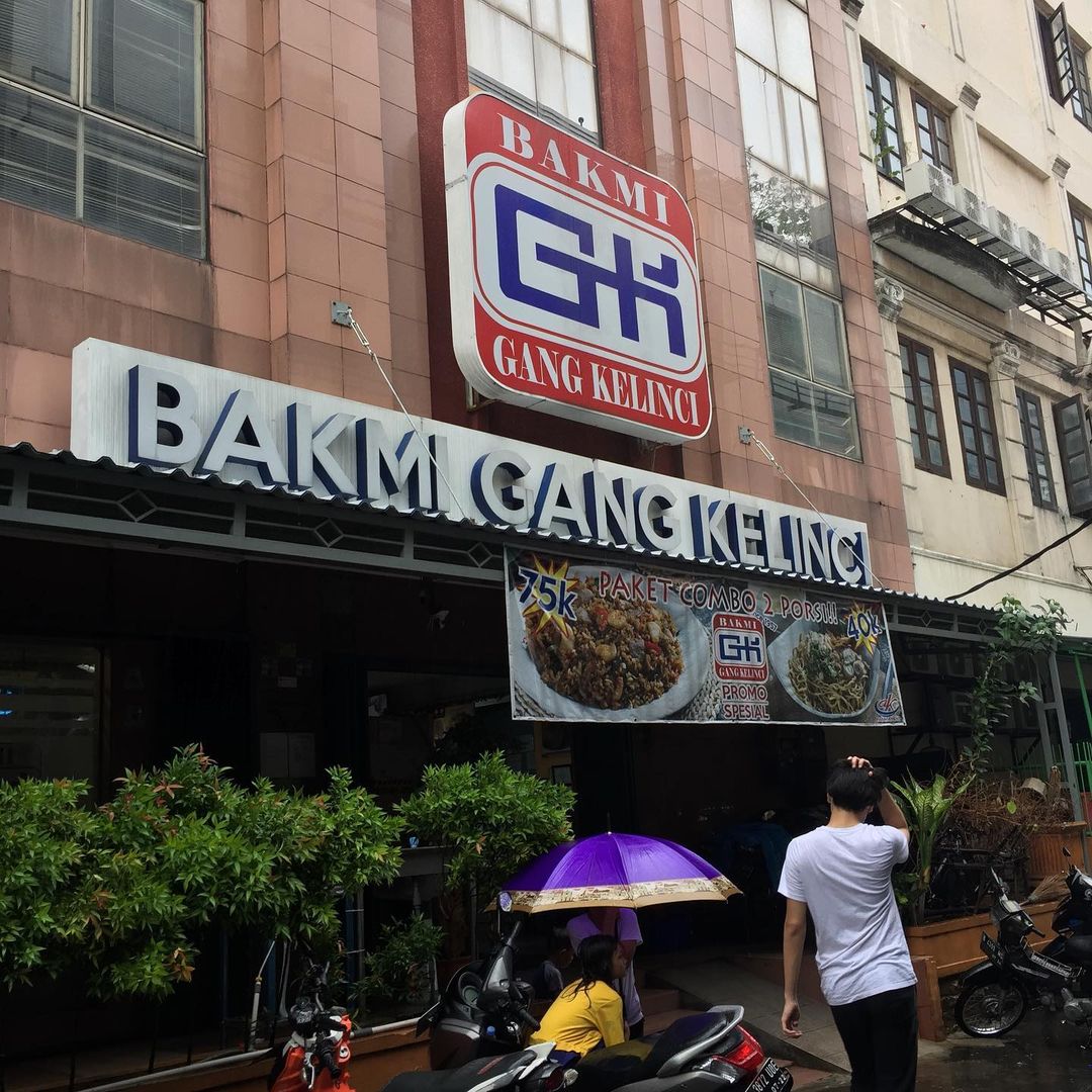 historic restaurants in jakarta - bakmi gang kelinci