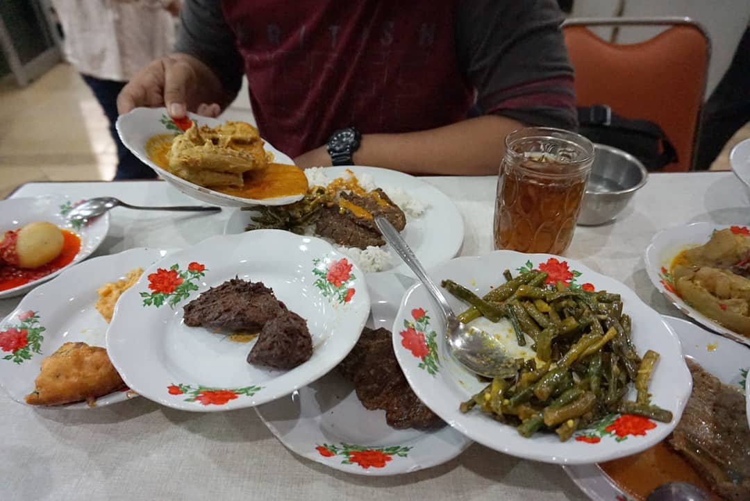 8 Historic Restaurants In Jakarta With Age-Old Recipes