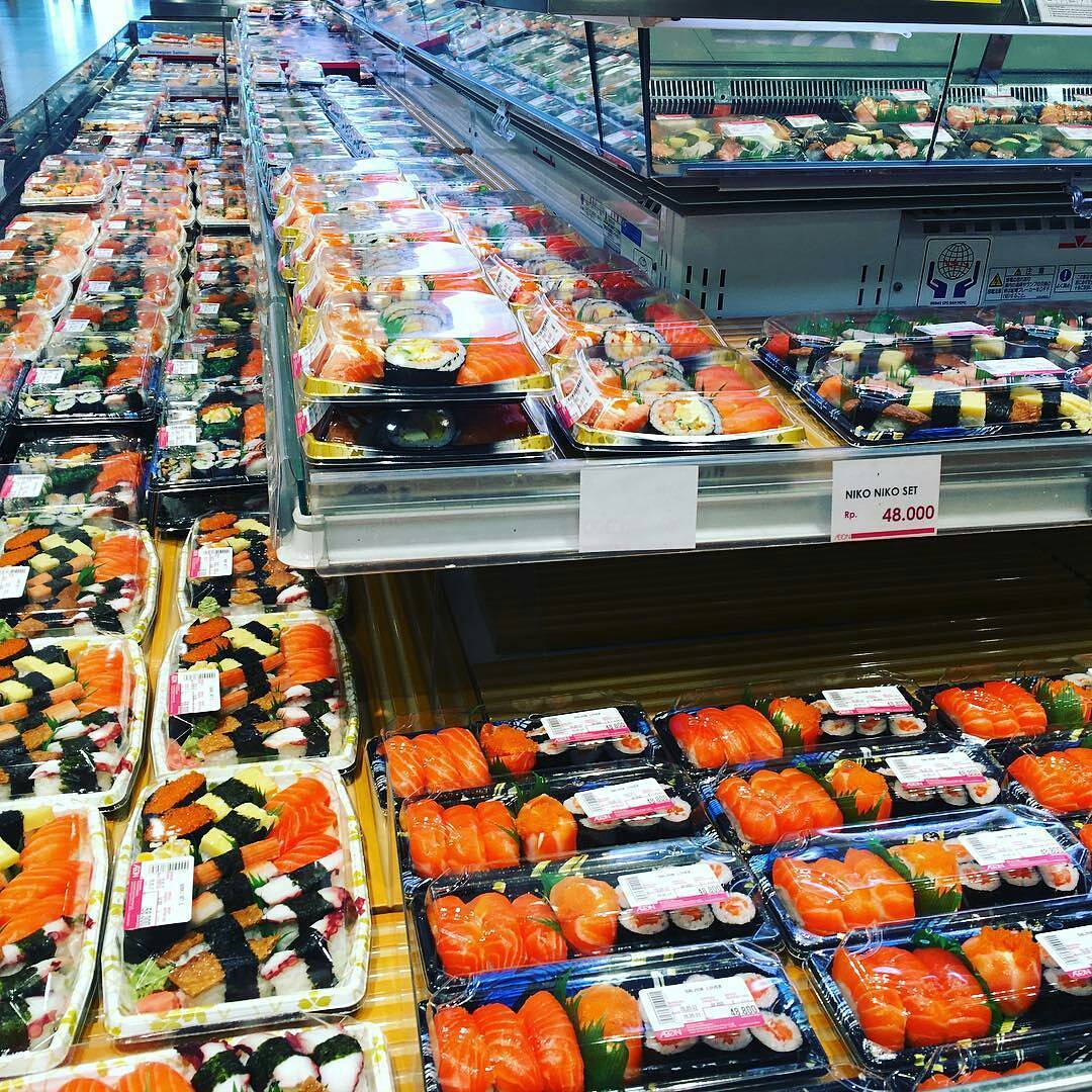 jakarta supermarkets with imported food - aeon supermarket sushi