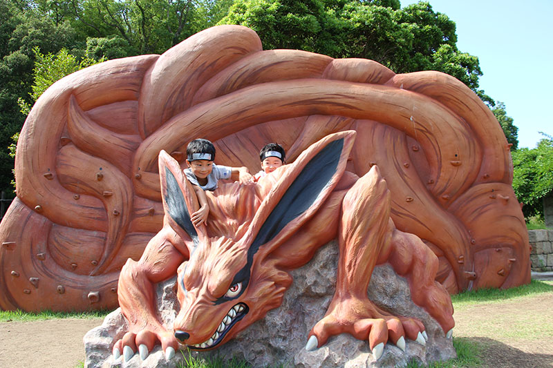 Godzilla Museum 10 - Ninetails fox statue