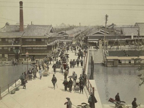 Japan Then And Now - dotonbori in the 1900s