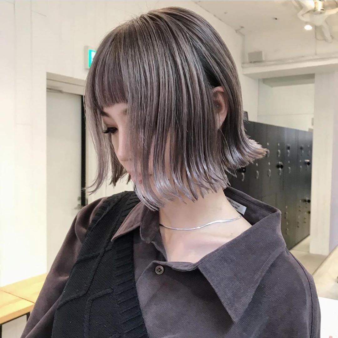japanese hairstyles - wet look with outward curls ashy