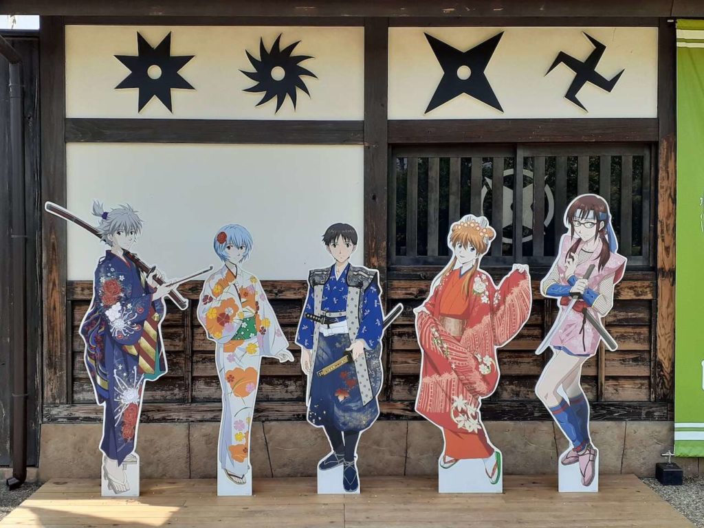 Life-size Evangelion replica in Kyoto - cardboard cutouts of evangelion characters