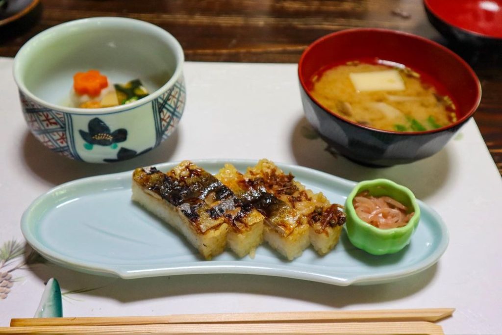 Oldest restaurants in Japan - tsurubesushi yasuke set meal with ayu sushi
