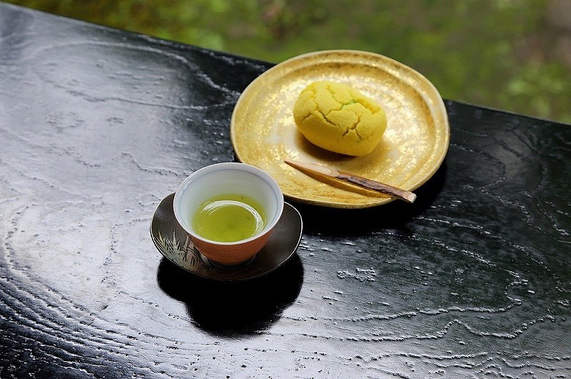 Taihoan Tea House - cup of tea with wagashi