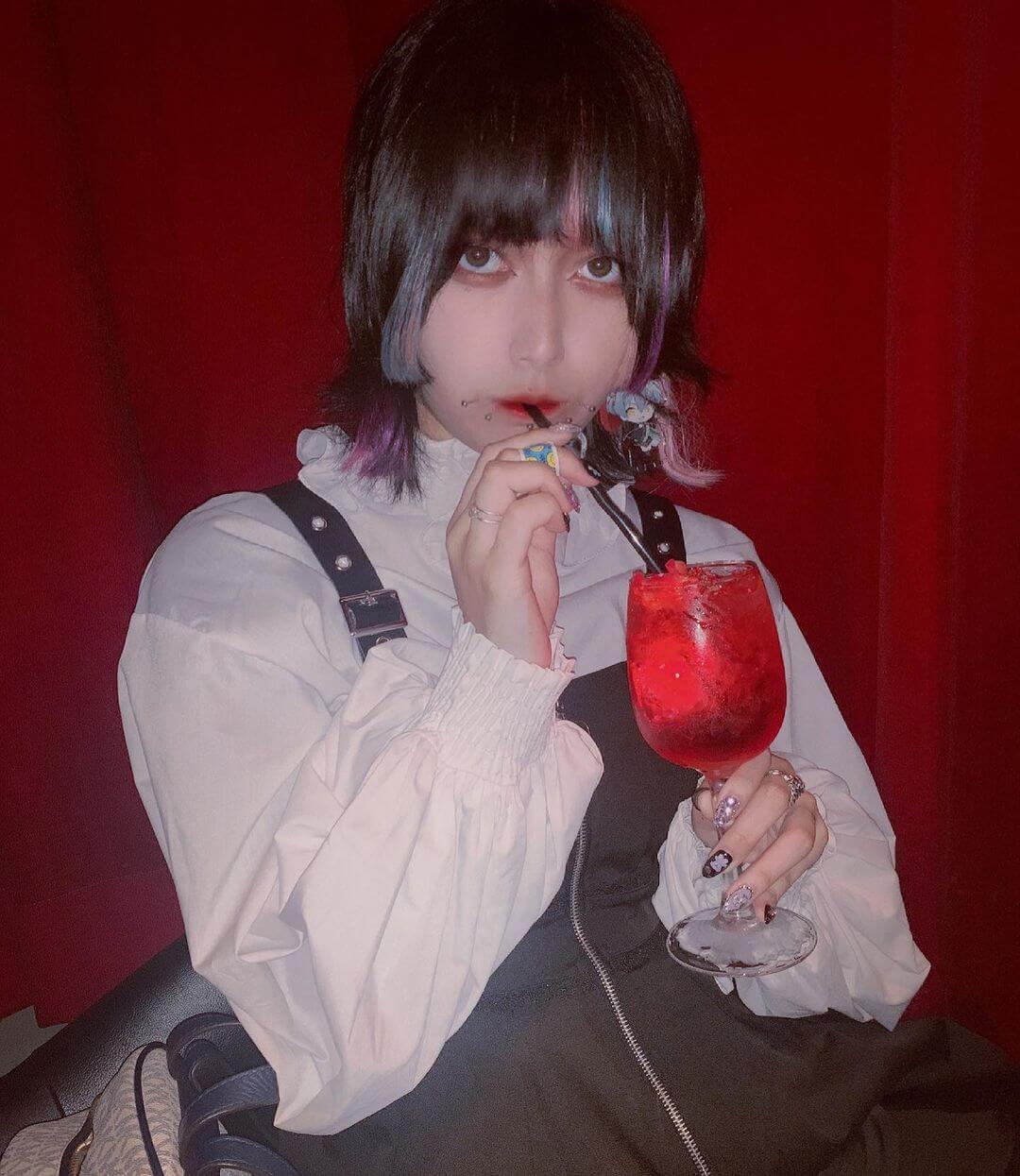 Vampire Cafe Ginza - blood cocktail