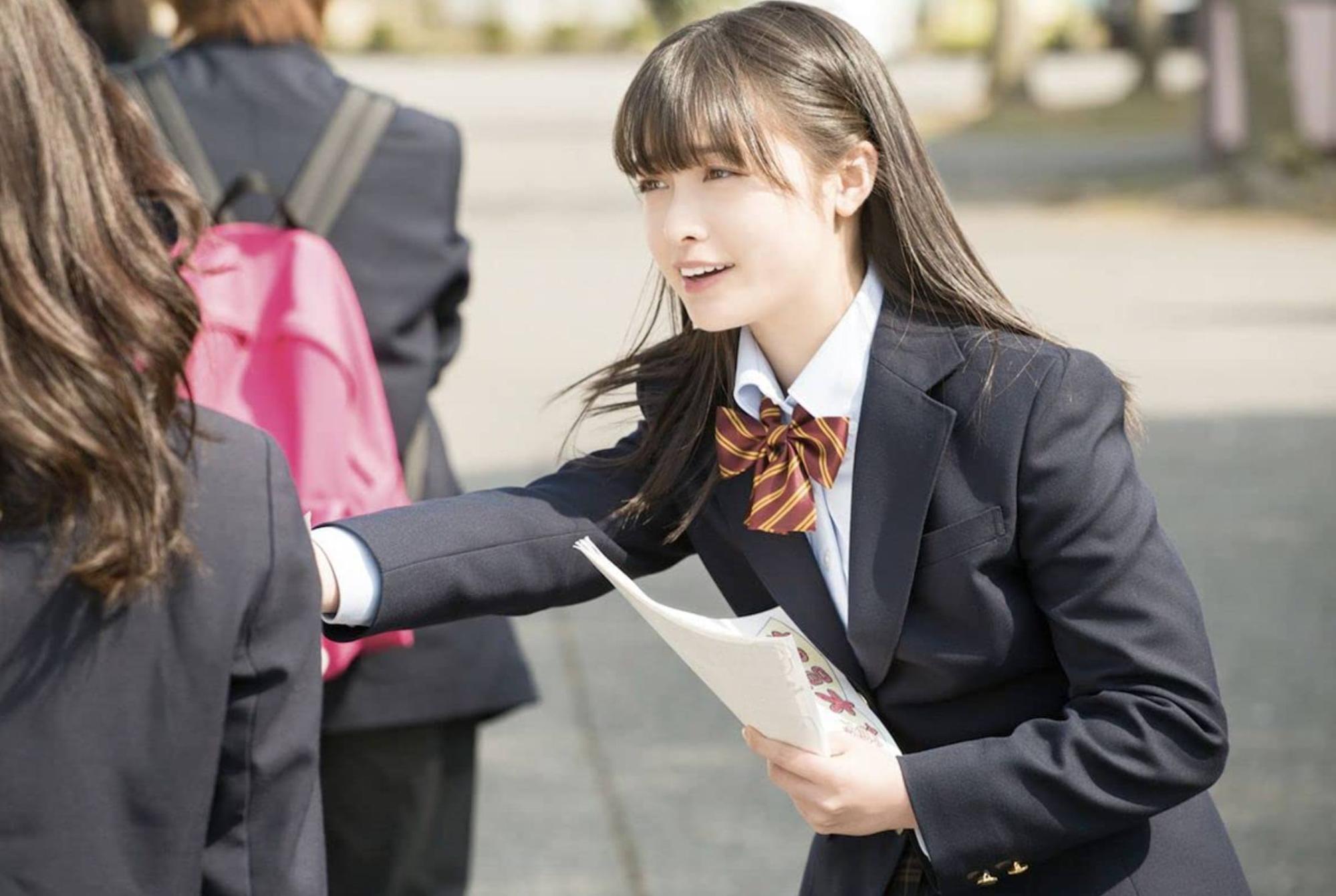Japanese high school romance movies - Haruta & Chika