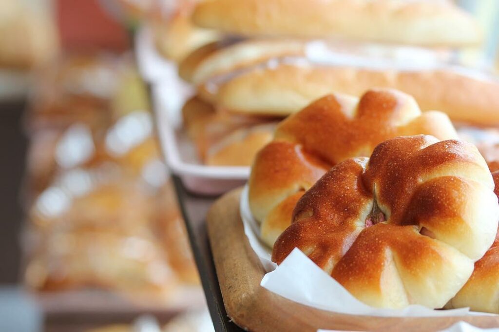 Bakeries in Hokkaido - Sugiura Bakery