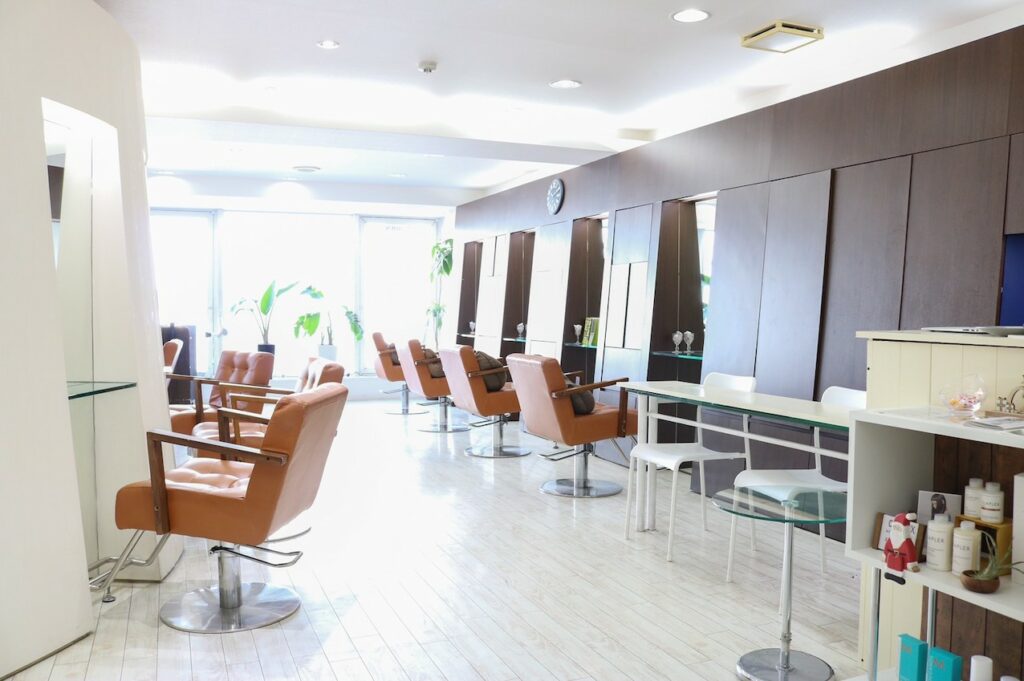 English-speaking Japanese hair salons - Hayato Tokyo Omotesando