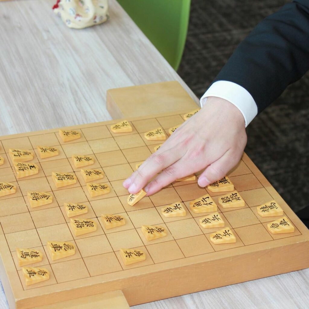 how to play shogi - Understand the objectives of shogi