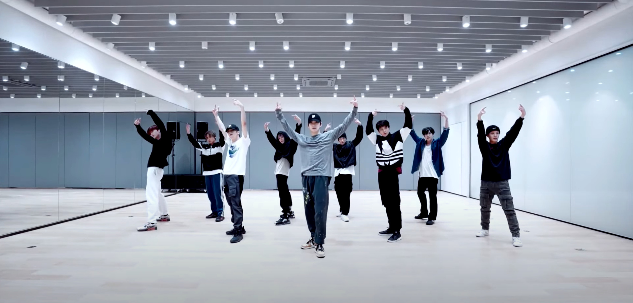 K-pop dance - NCT 127 Punch