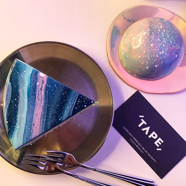 Korean desserts - Galaxy glazed cake