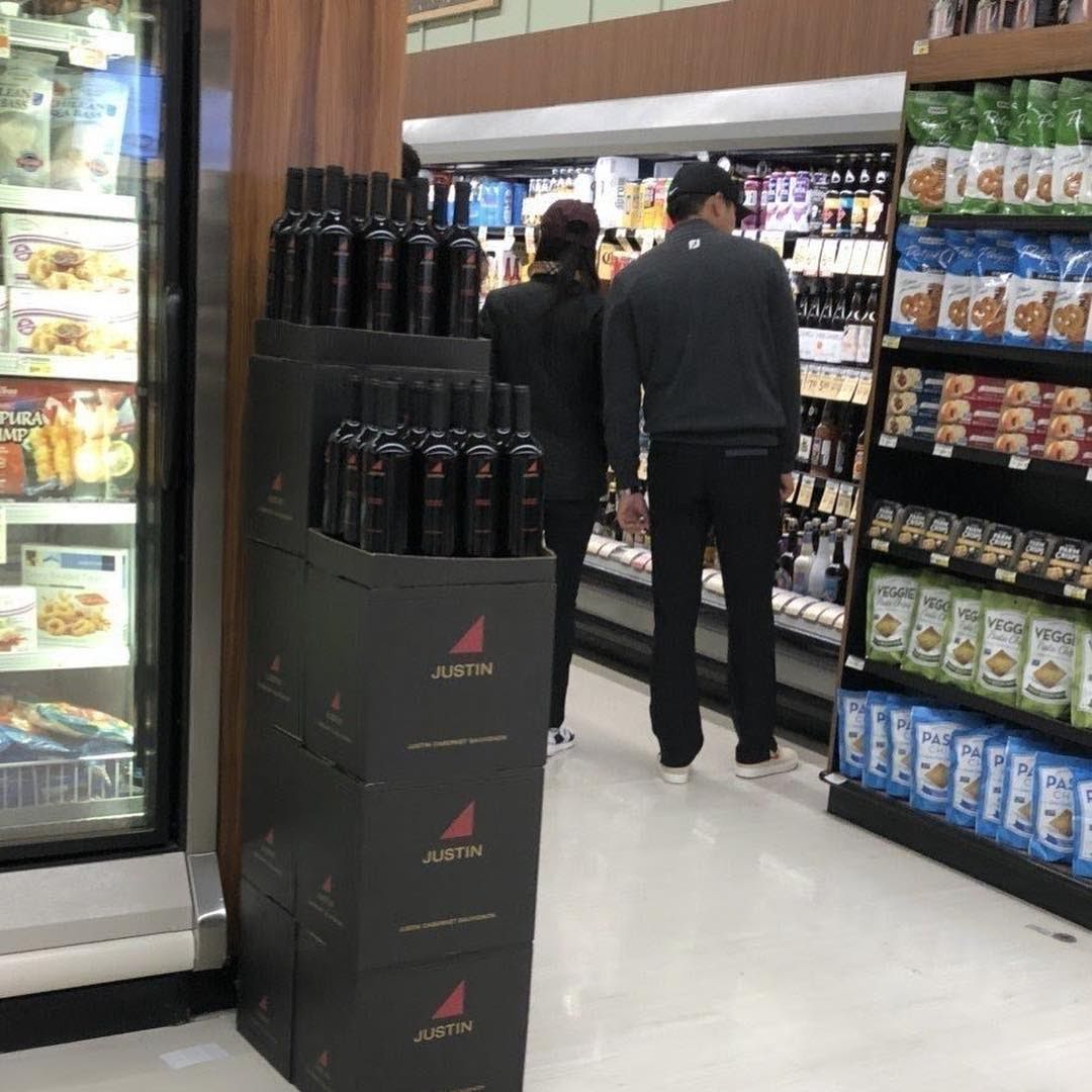 Hyun Bin Son Ye-jin dating - supermarket in the U.S.