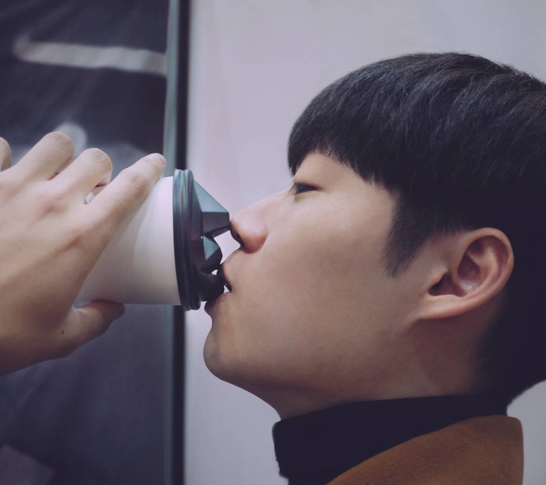 Korean Lifestyle Goods - kiss cup lid