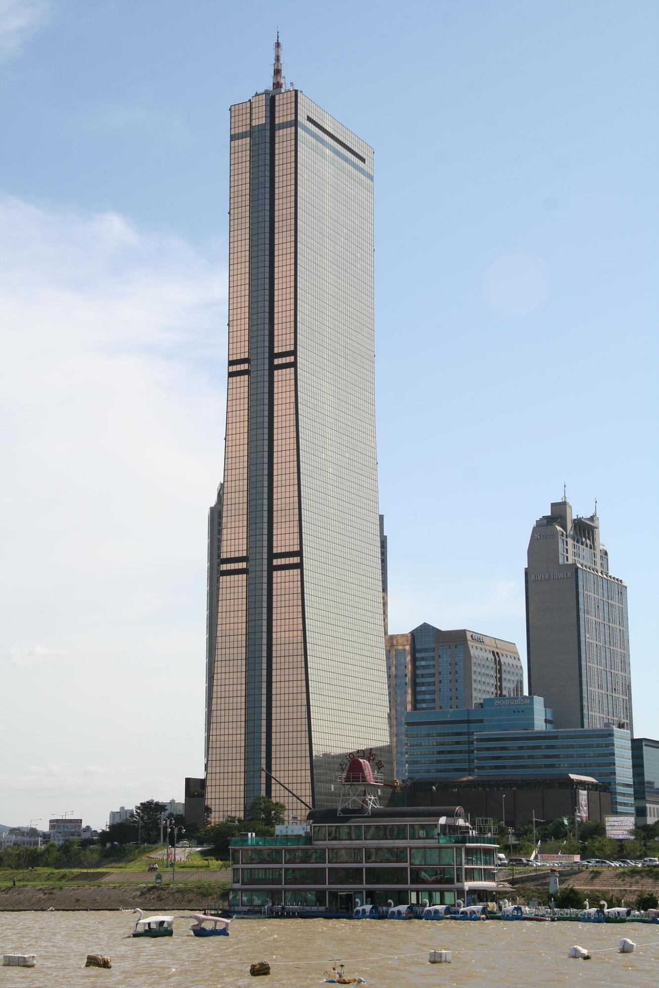 Unique Korean Buildings - 63 Building