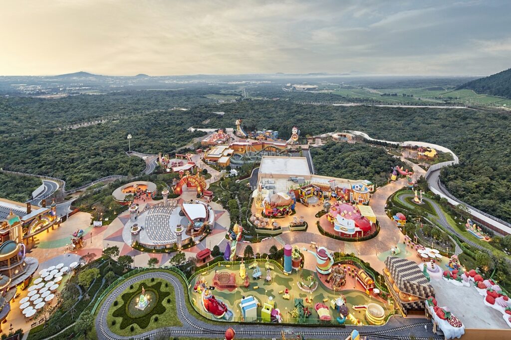 Theme parks in Korea - Shinhwa Theme Park