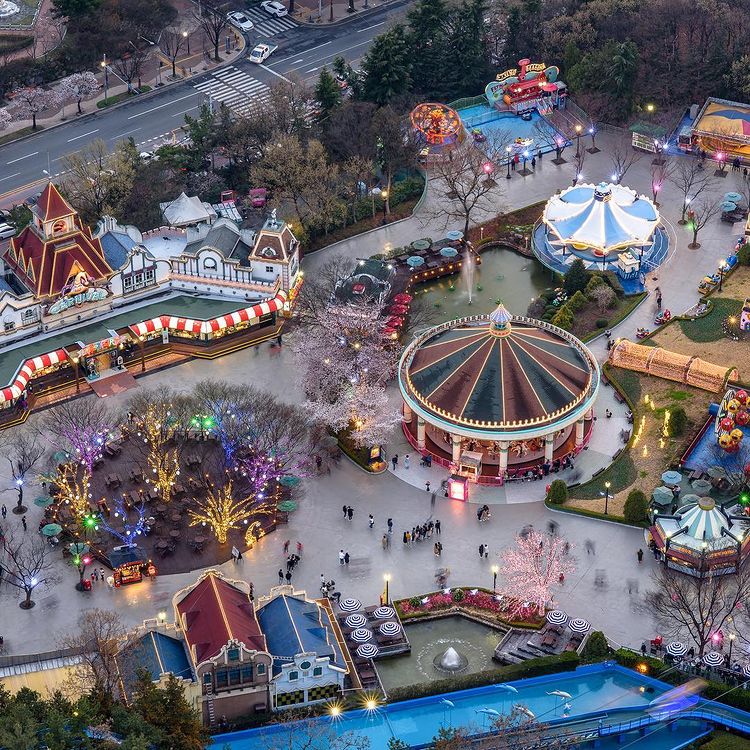 Theme parks in Korea - E-World