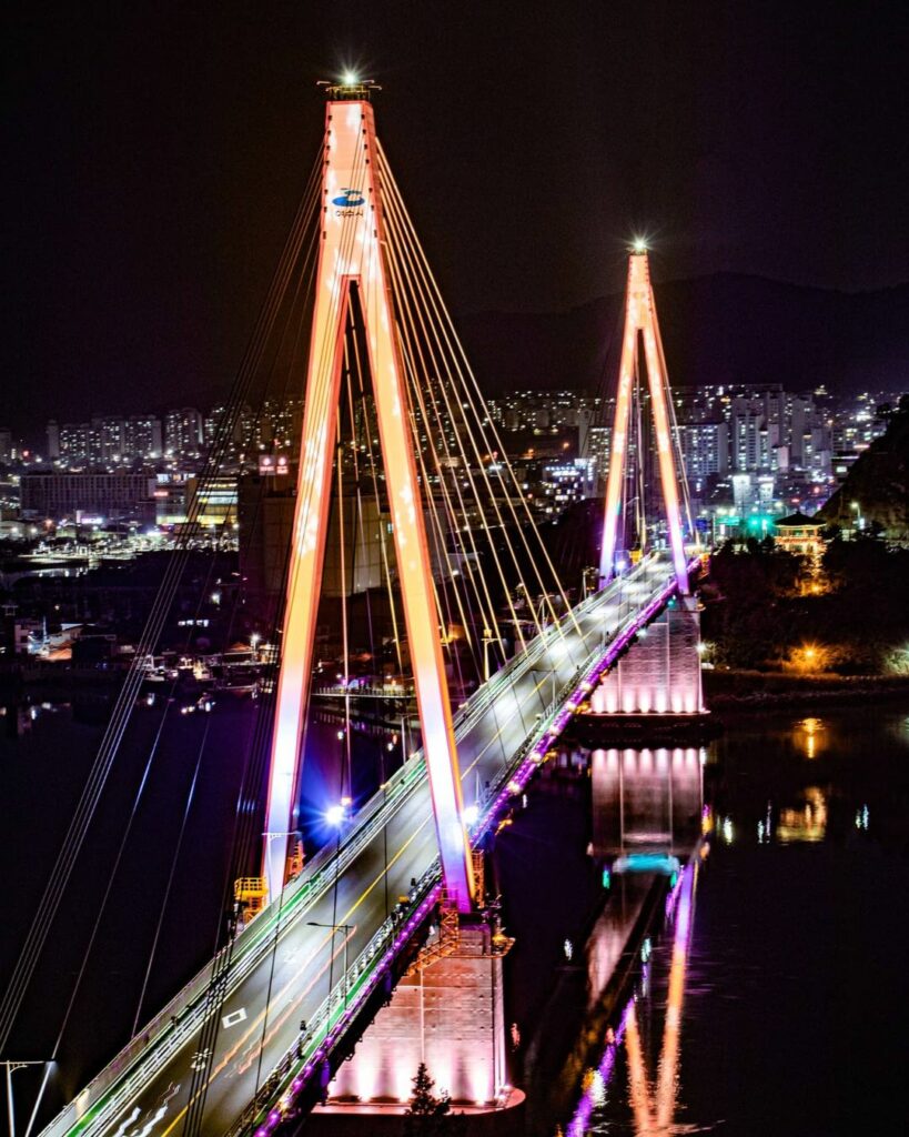 Best Cities in Korea - Dolsan Bridge