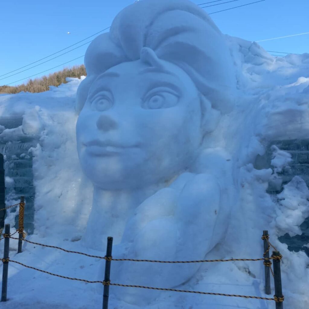 Chilgapsan Ice Fountain Festival - elsa ice sculpture frozen