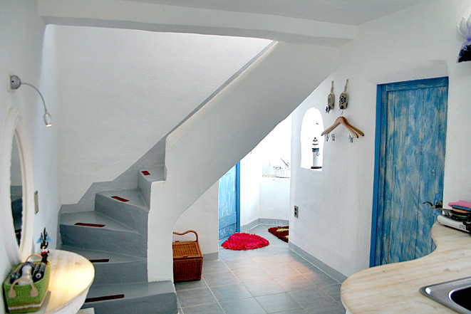 Happy House Santorini - rooms