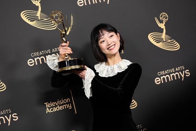Lee You-mi Emmy Award - lee you-mi brings home the emmy award 