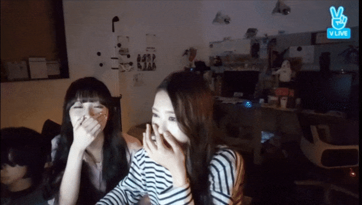 K-pop Ghost Stories - OH MY GIRL’s haunted VLIVE broadcast