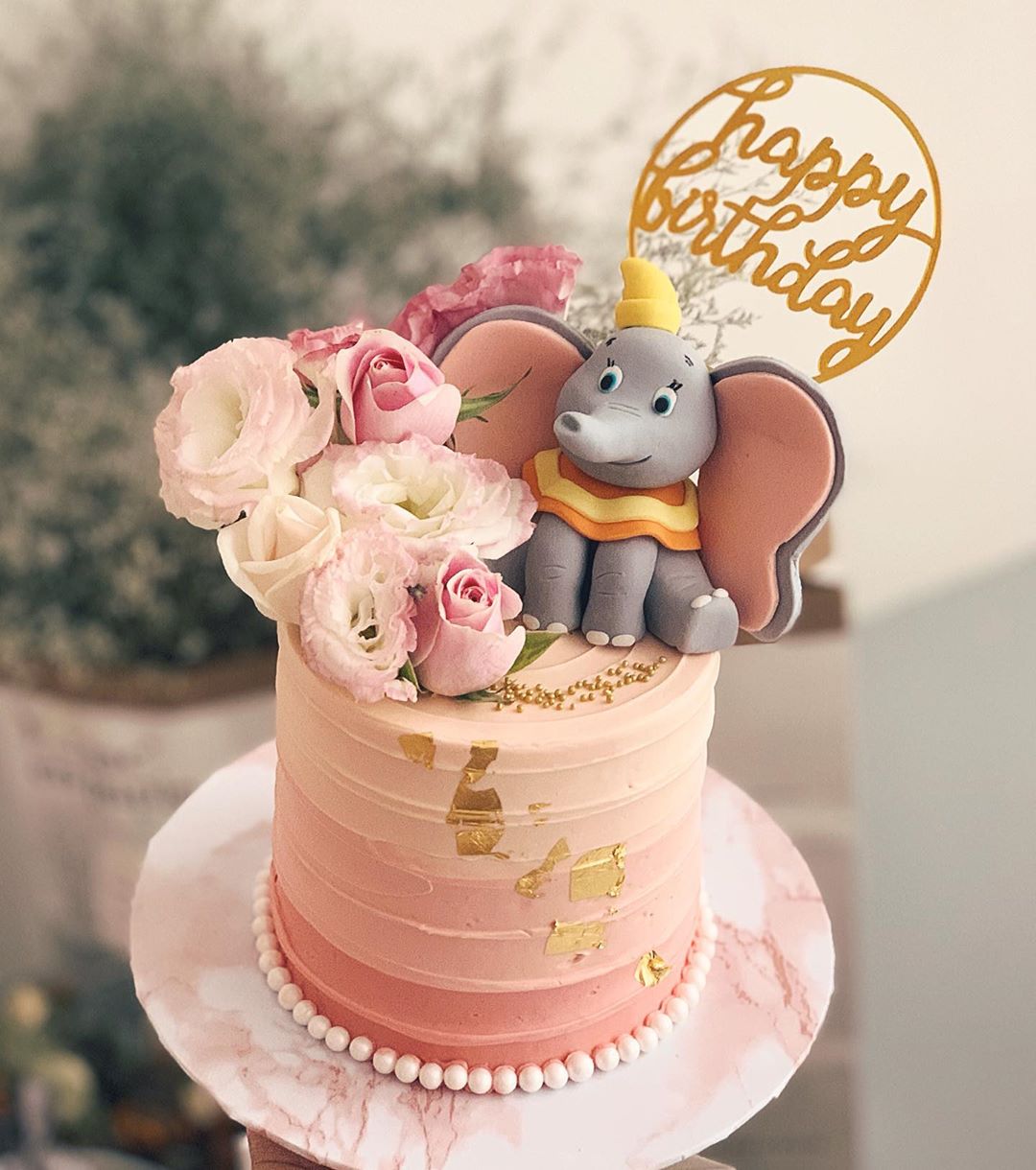 pink dumbo cake
