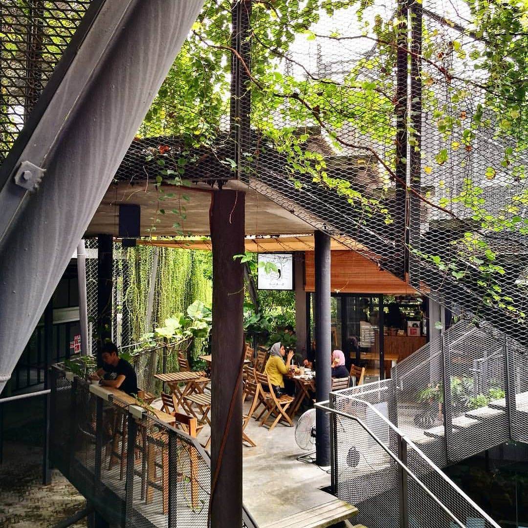 The Botanist Green Cafe interior