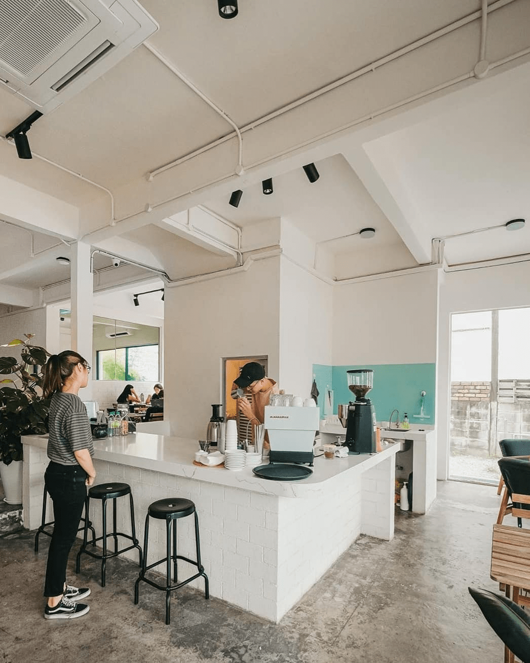 Minimalist Cafes Cheras - Chye Seng Foo interior