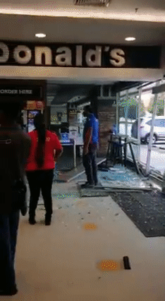 Myvi accident at Puchong Tesco - video clip