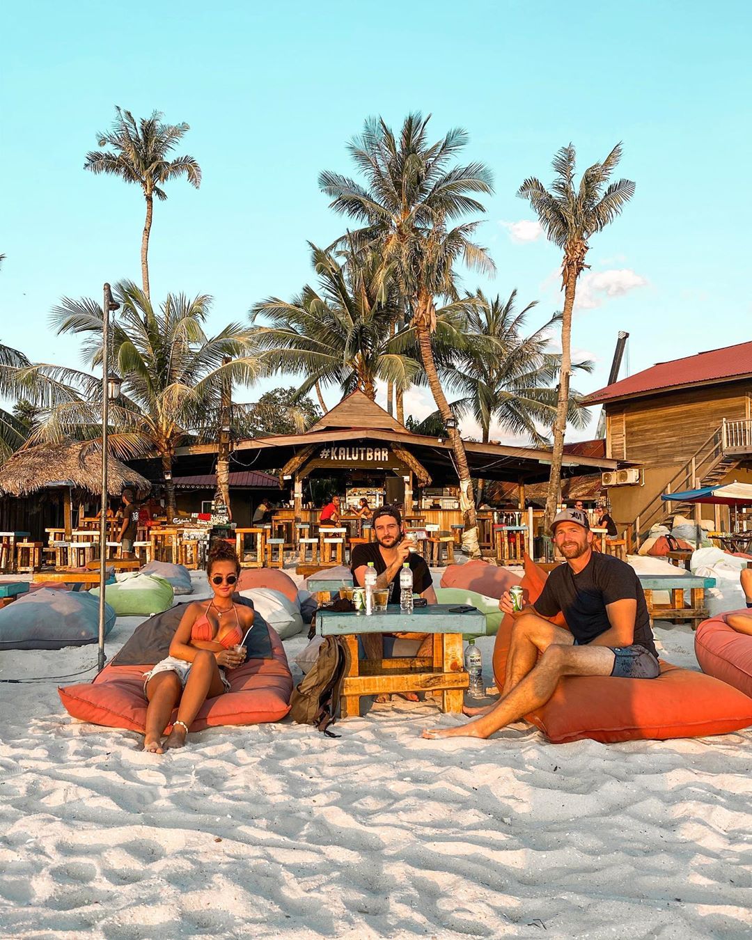 Malaysia Beach Bars - Kalut Beach Bar & Cafe