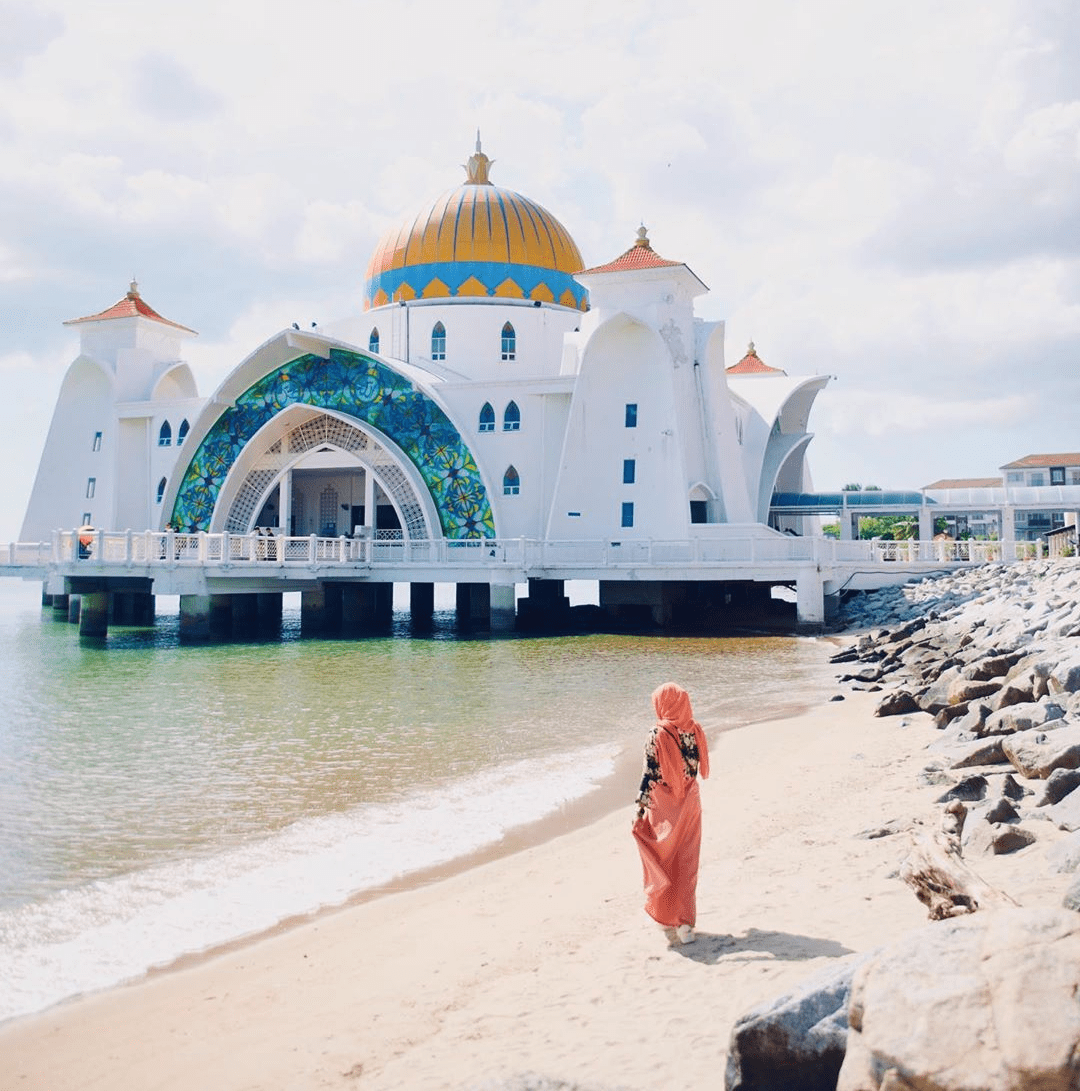 Things to do in Melaka - Melaka Straits Mosque