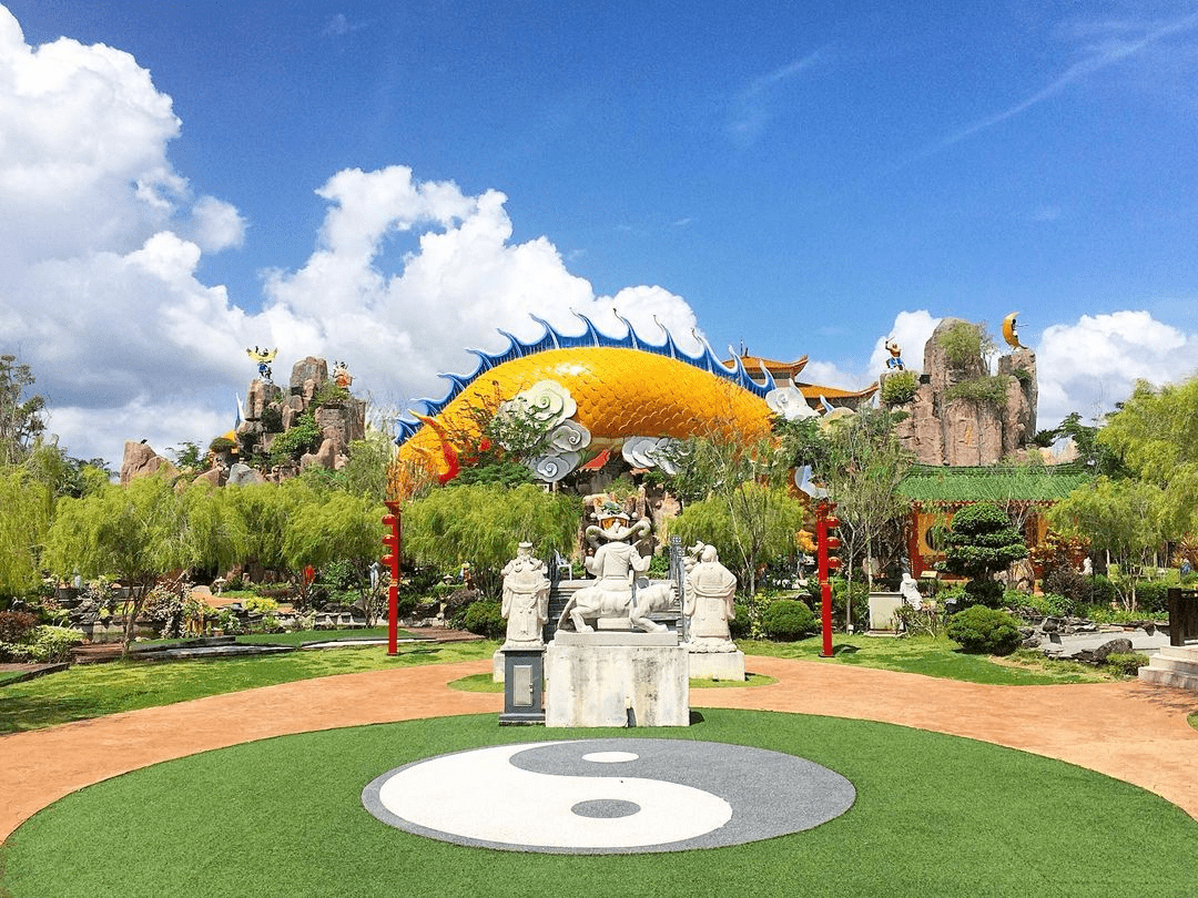 Fortune Dragon in Johor - garden