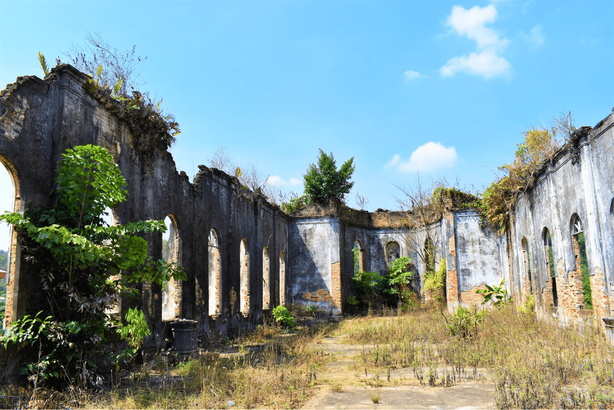 Abandoned sites in Malaysia - church interior