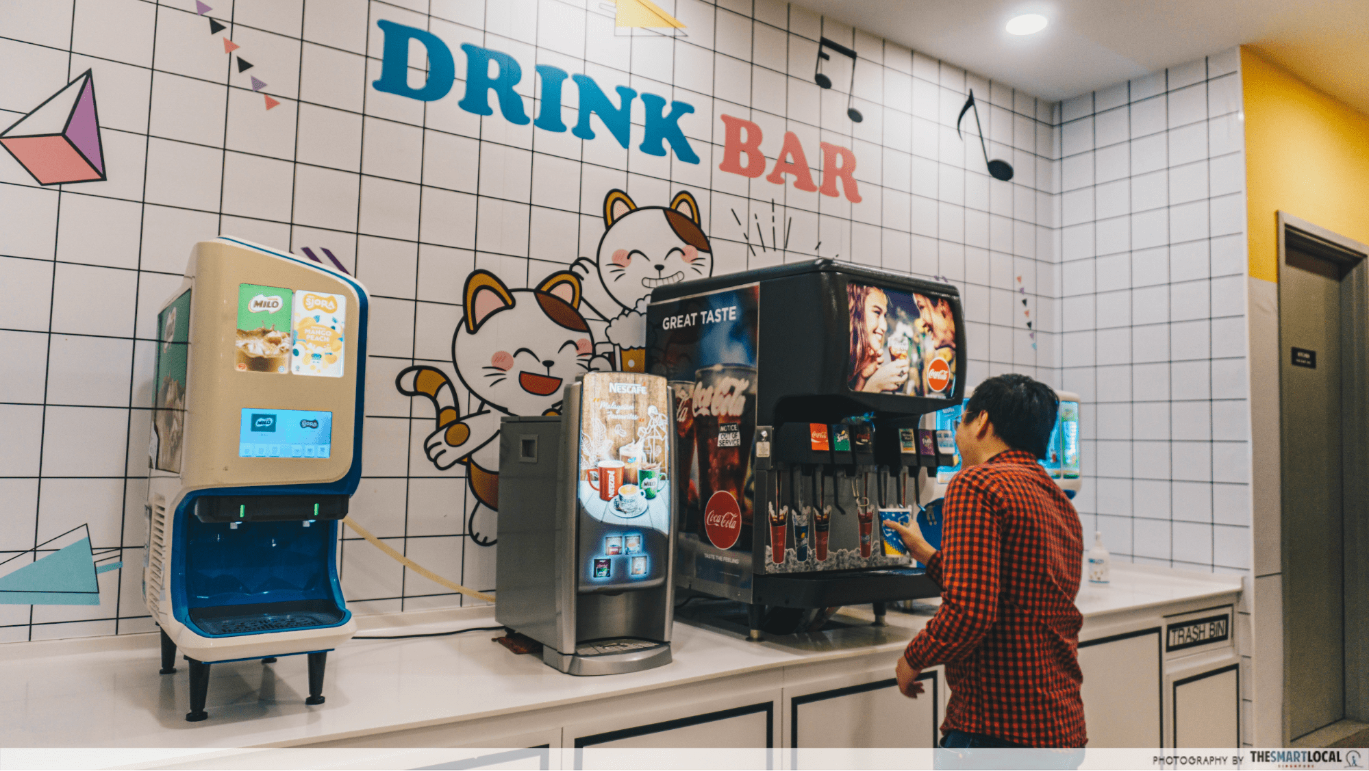 Karaoke Manekineko - drink bar