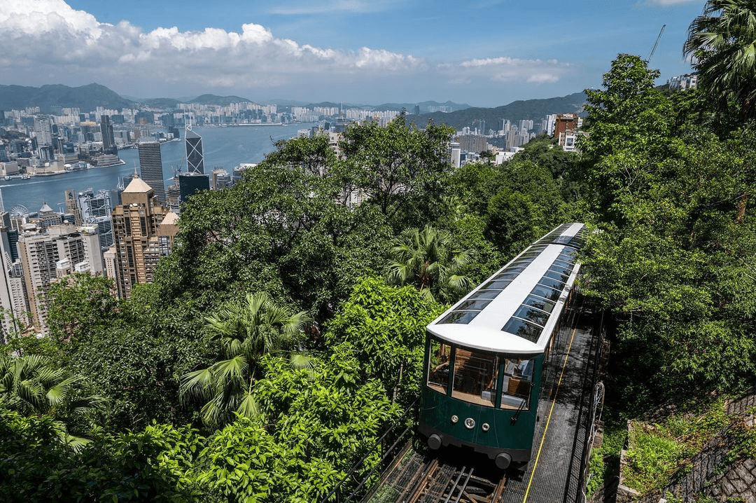 Things to do in Hong Kong for Malaysians - peak