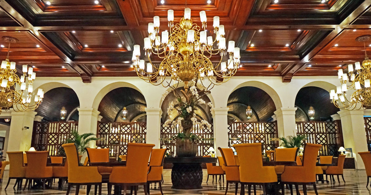Philippine landmarks - Manila Hotel