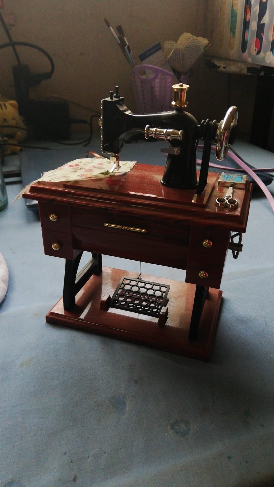 miniature cabinet - miniature sewing machine